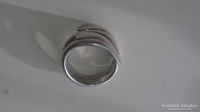 Különleges ezüst gyűrű 