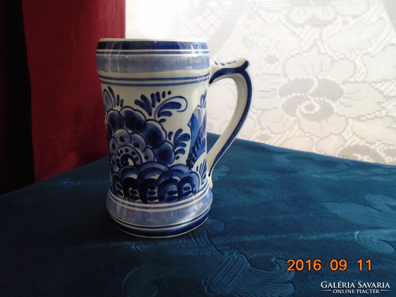 Delft-virágos kupa