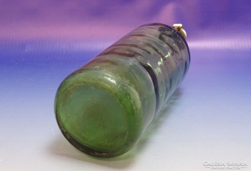 0I700 Régi nagyméretű zöld csatos üveg 34 cm
