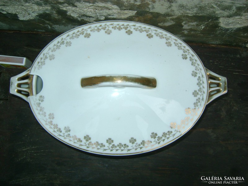 Antik porcelán levesestál aranyozott mintával