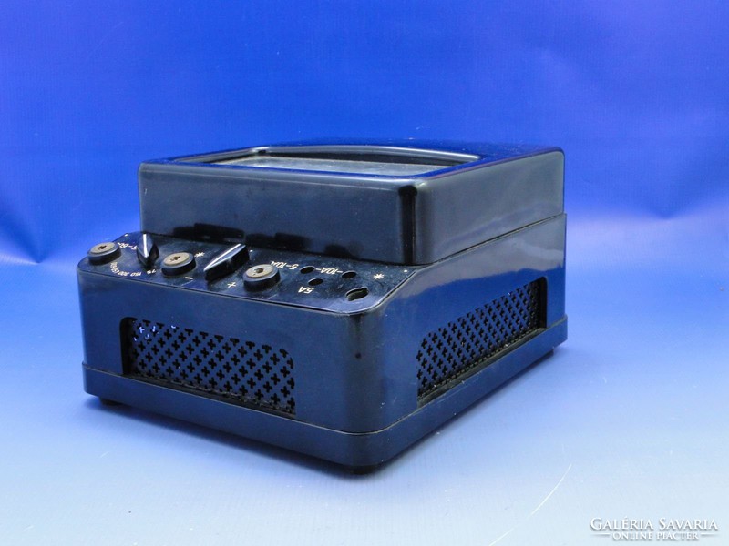 0B689 Antik bakelitházas wattmérő műszer
