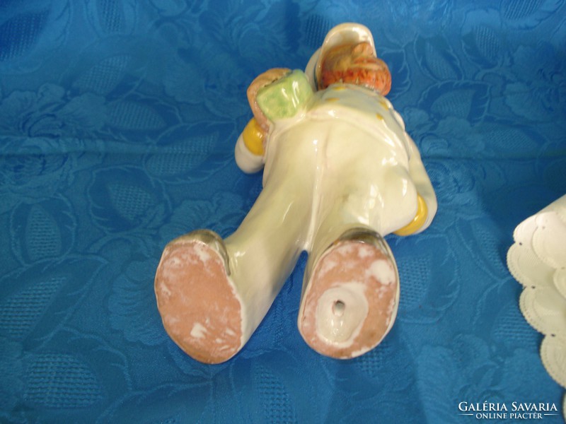 Mary Ráhmer ceramic drunken sailor figure