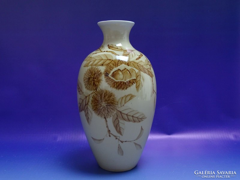 0I627 Nagyméretű jelzett vajszínű porcelán váza