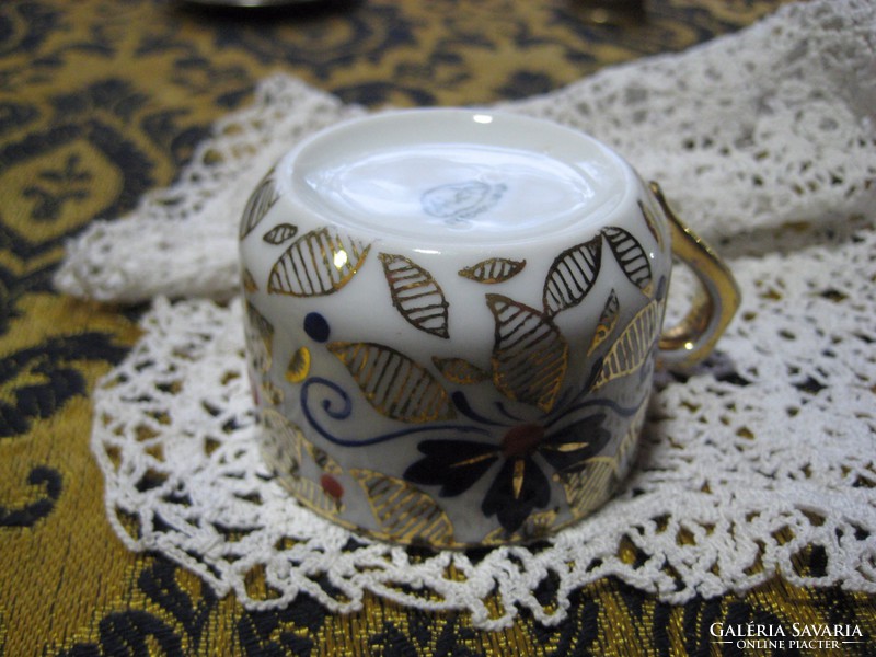 Cup with Czechoslovak ornament