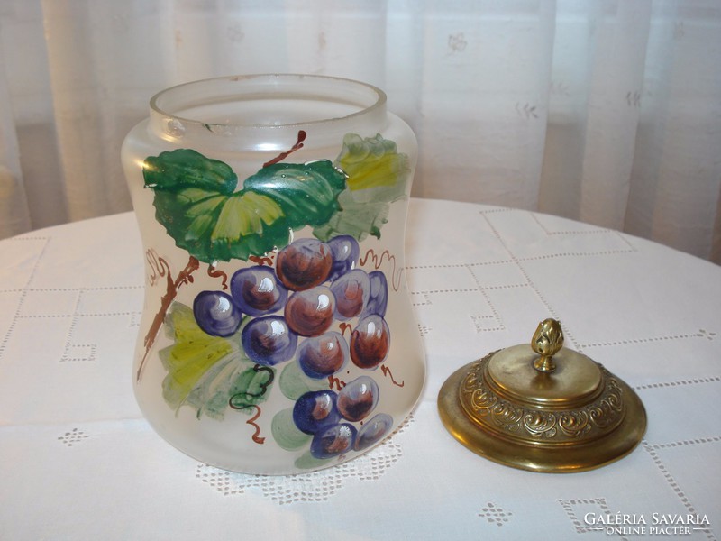 Réz fedelű, kézzel festett fújt üveg keksztartó, kb.: 1900