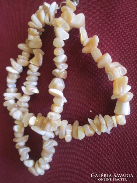 White Tejopal women's chain