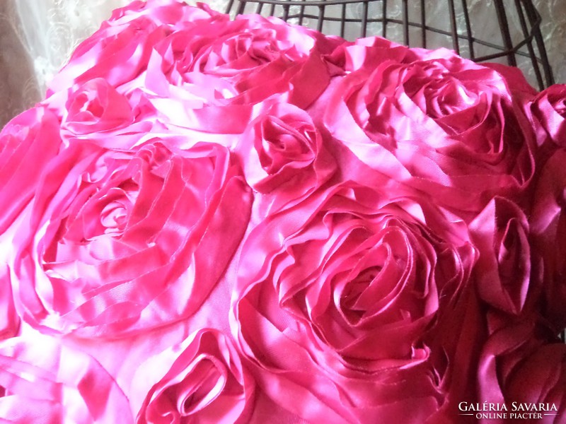 Cyclamen rose pillow