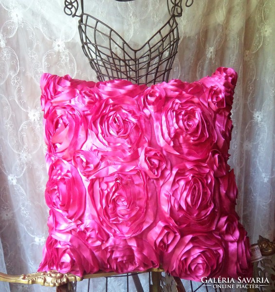 Cyclamen rose pillow