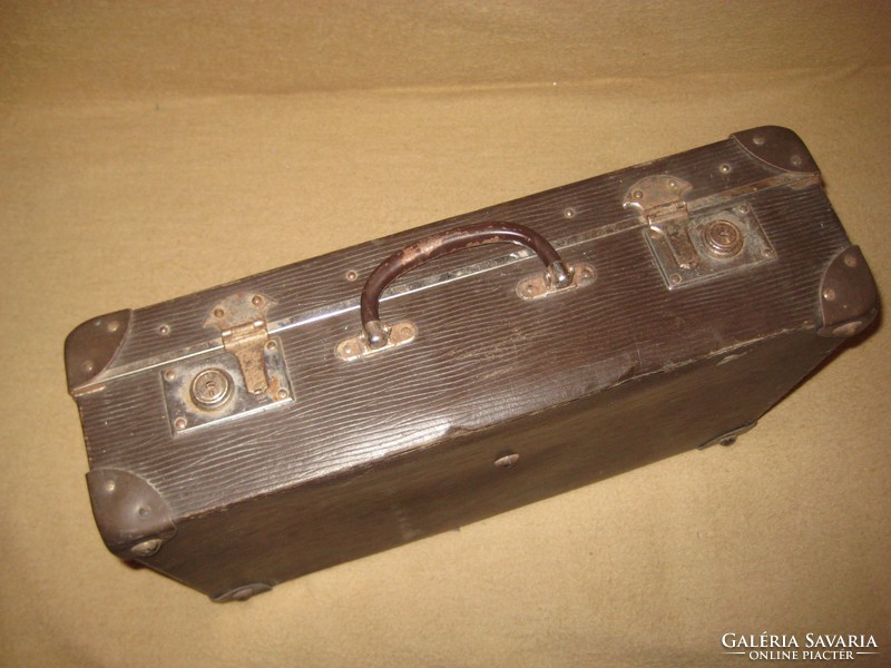 Suitcase, in good condition for its age