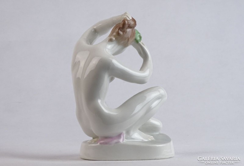 0J505 Régi Aquincum porcelán térdelő női akt