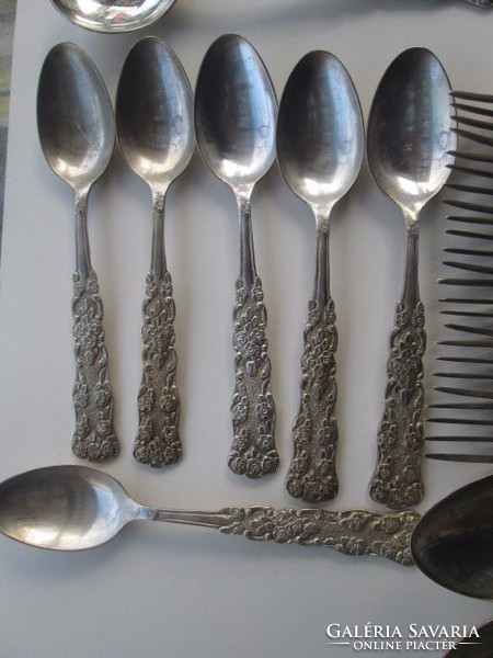Antique silver cutlery set of 34 pieces, 1407 grams