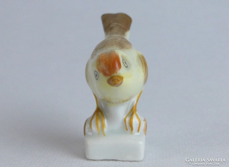 0K056 Régi Aquincum porcelán madár figura