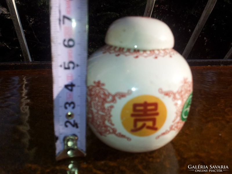 Chinese porcelain perfume holder