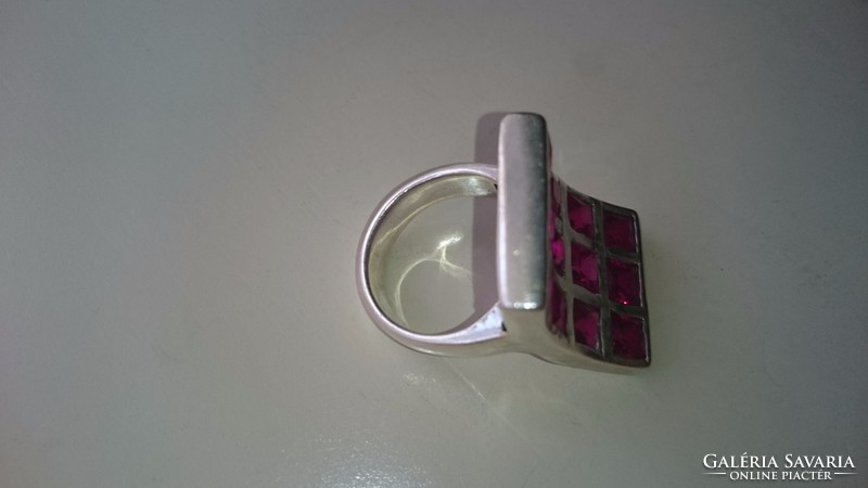Hatalmas rubinköves egyedi ezüst gyűrű 