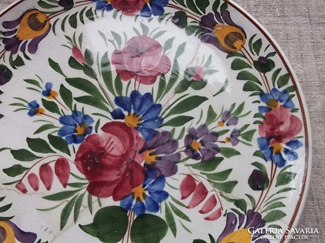 Antique Hólloháza rhyolite porcelain painted plate 19th century Diam. 23.5 cm