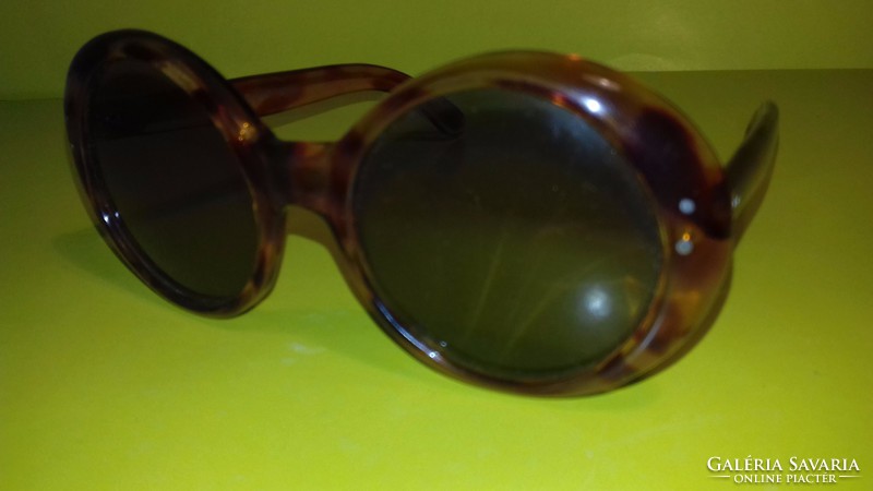 Vintage lunetta Zurich women's sunglasses