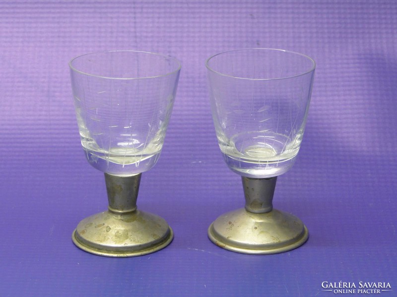 0L282 Régi röviditalos csiszoltüveg pohár pár