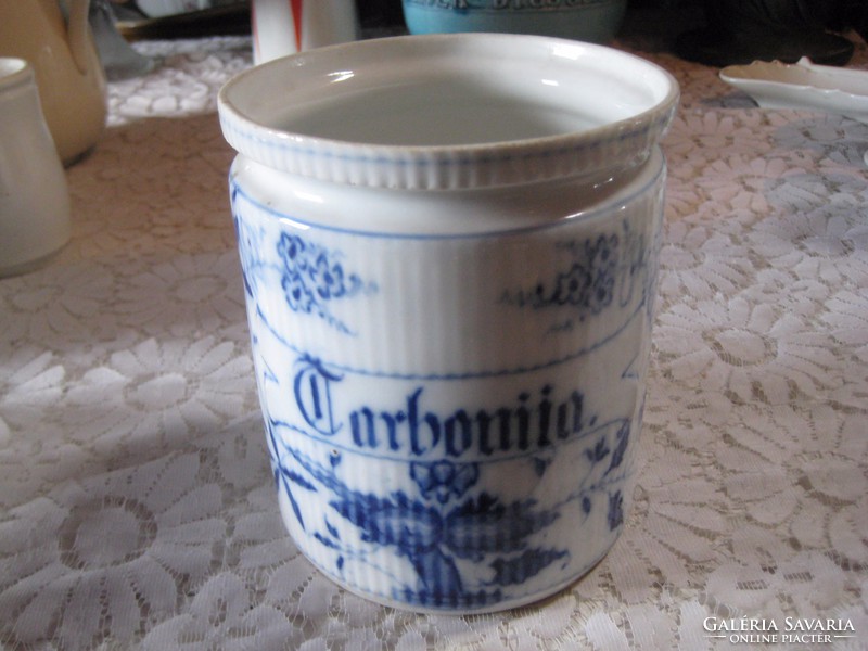 Antique apothecary vessel, probably from Meissen
