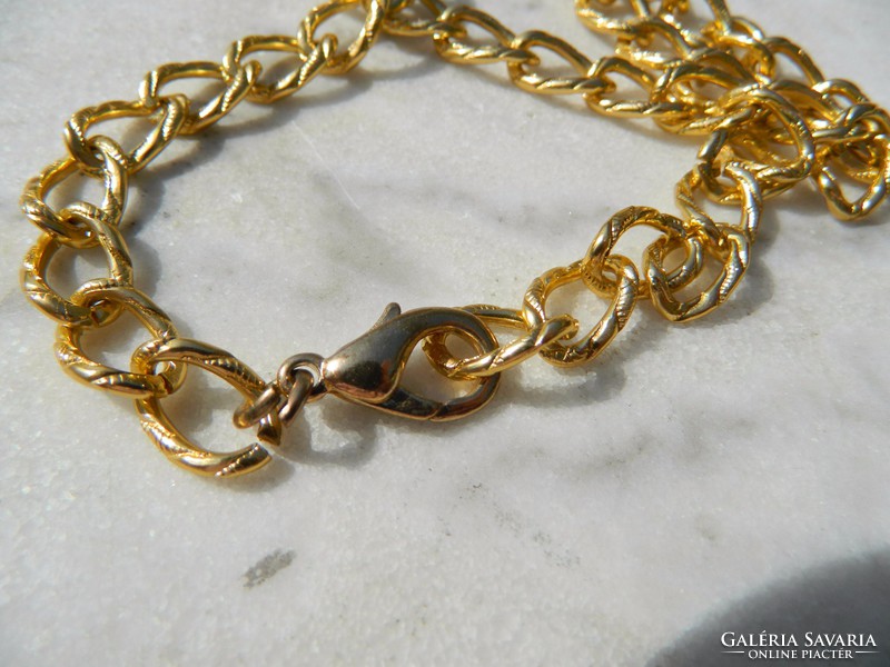 Nagy méretű hosszú arany színű lánc - nyaklánc