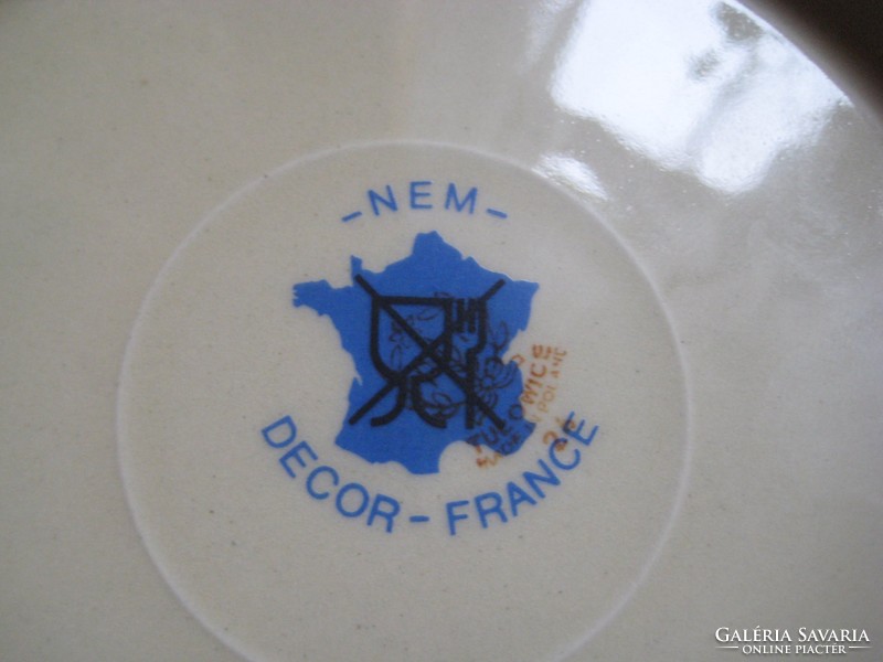 Francia , " NEM " porcelán ,  megalitokat  ábrázoló  falitányér