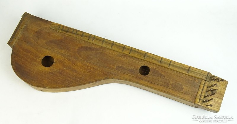 0L453 Régi jelzett citera antik népi hangszer