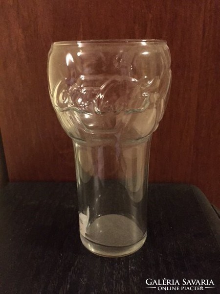 The Coca-Cola glass cup made for the soccer World Cup, there are 6 of them (47)