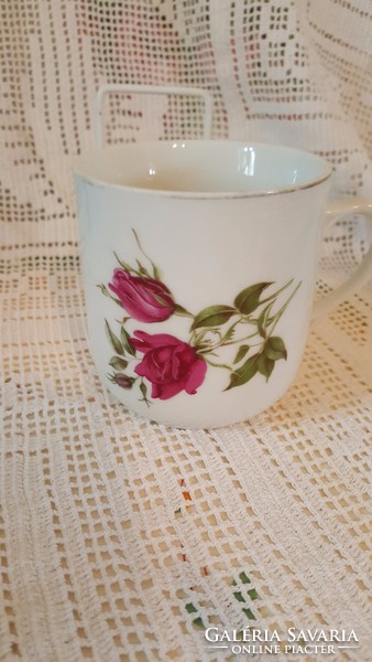 Czechoslovakian flower mug