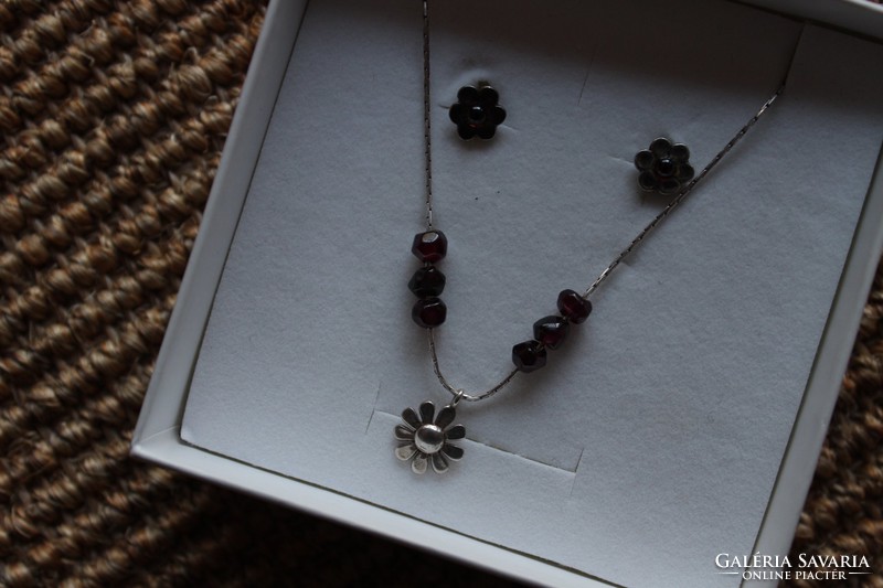 Silver pendant, necklace, earrings