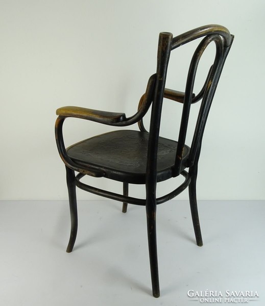 0L930 Jelzett antik osztrák thonet karfás szék