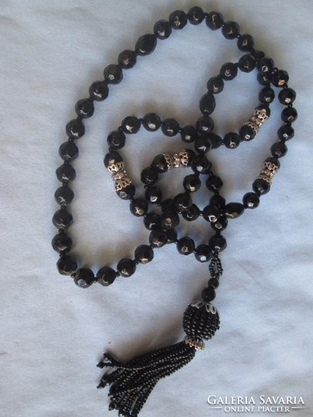 Dreamy onyx semi-precious stone necklace for ladies