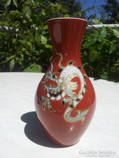 Dragon vase, wallendorf