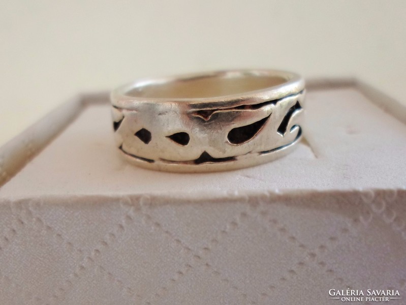 Szép régi vésett ezüst uniszex karikagyűrű