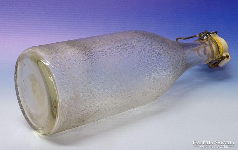 0M427 Retro porcelánfejes csatos üdítő üveg 25 cm