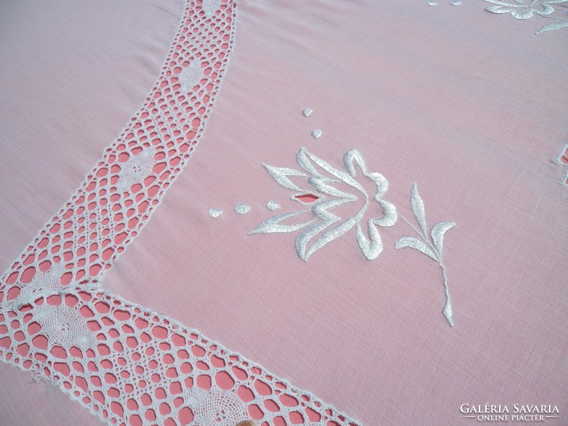 Fillet tablecloth