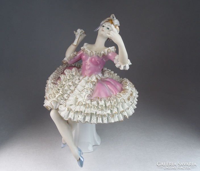 0M639 Jelzett tüll szoknyás porcelán balerina 27cm