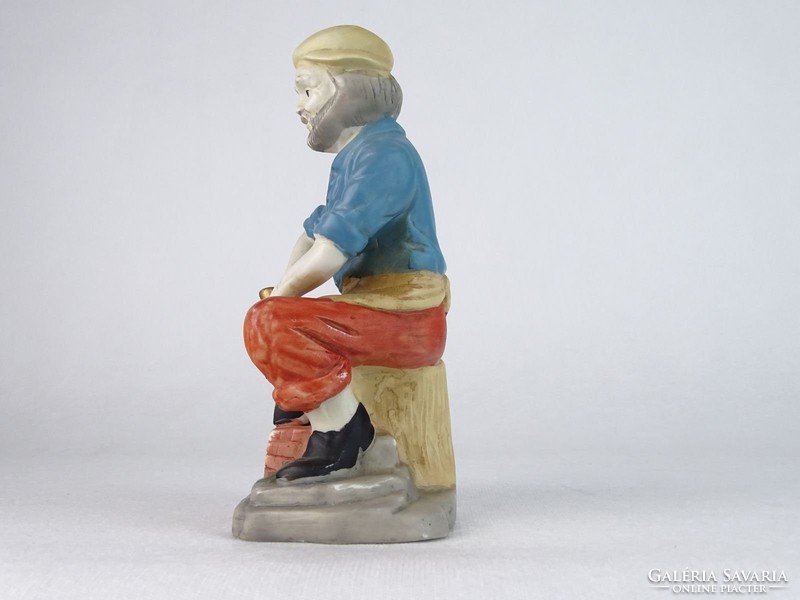 0M652 Hibátlan biszkvit porcelán kovács figura