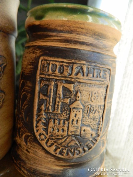 Egy pár kézműves jelzett osztrák címeres alkalomra korsó 