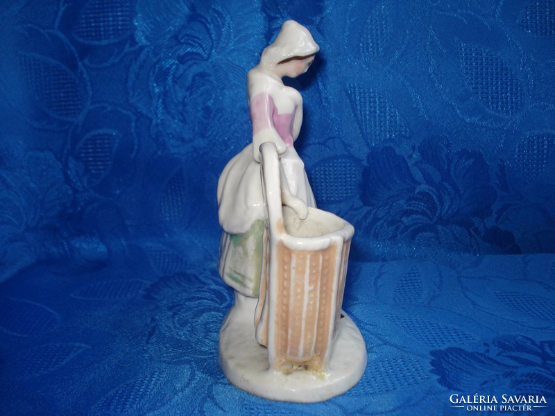 Antik porcelán figurális gyufagyújtó/cigitartó