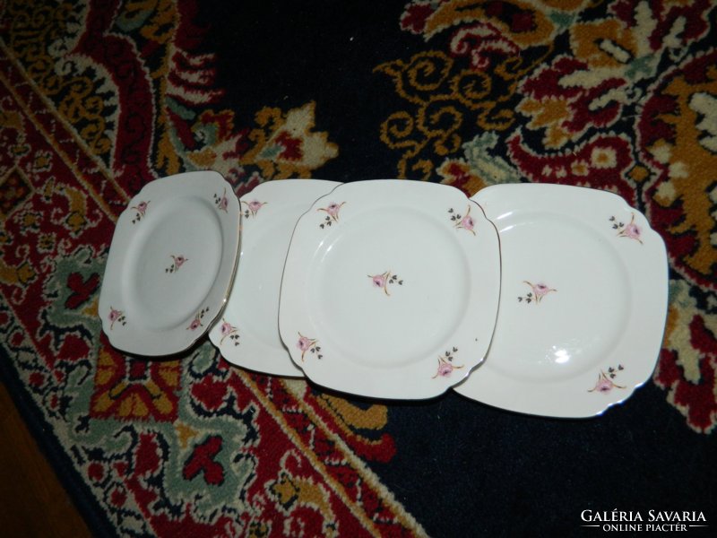 Antique elegant cookie plates 4 pcs