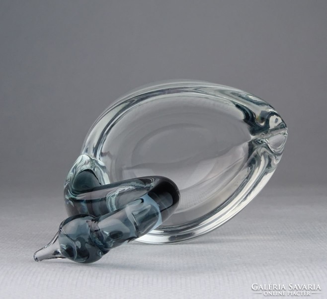 0M698 Régi hattyú alakú fújt üveg hamutál
