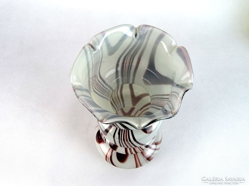 0M801 Régi formatervezett művészi üveg váza 25 cm