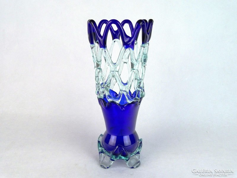 0M753 Régi művészi fújt üveg áttört váza 26.5 cm