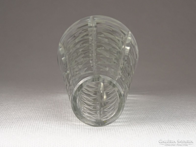 0N175 Régi csiszolt üveg váza 15 cm