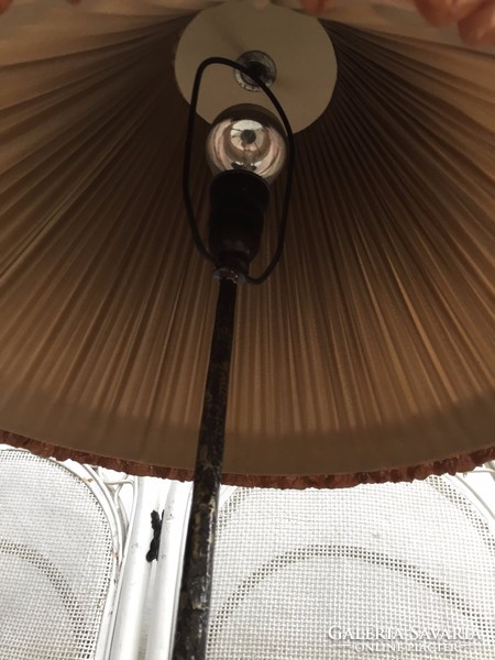 Kovácsoltvas állólámpa 160cm magas