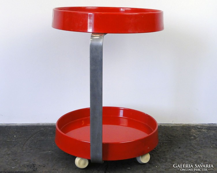 0E680 Retro gurulós piros design körasztal