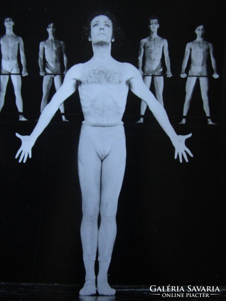 The company of the ballet artist Markó Iván and Győr in Győr in 1979 is a great photo art