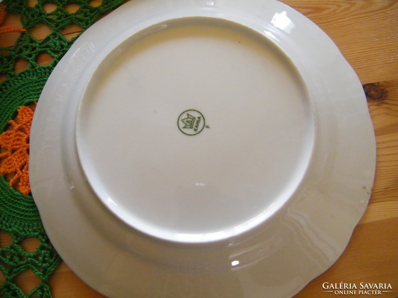 23 cm diam. Beautiful flat plates, 6 xx