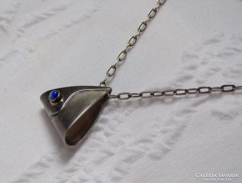 Modern silver pendant fbm with silver chain - beautiful!