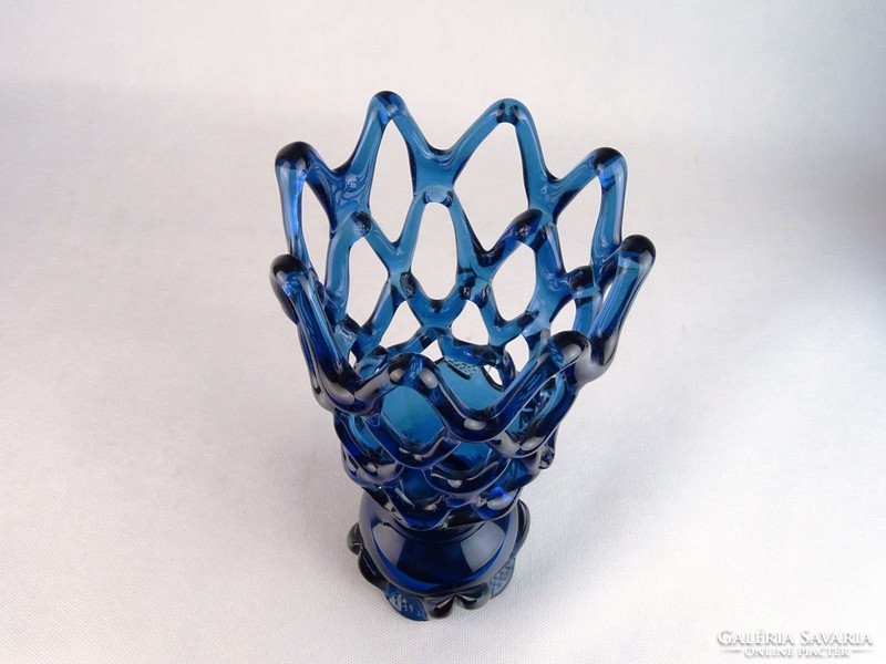 0M754 Régi művészi fújt üveg áttört váza 27 cm