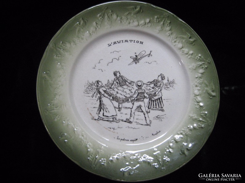 Demi - poraiceln - luneville, antique French plate with a humorous scene